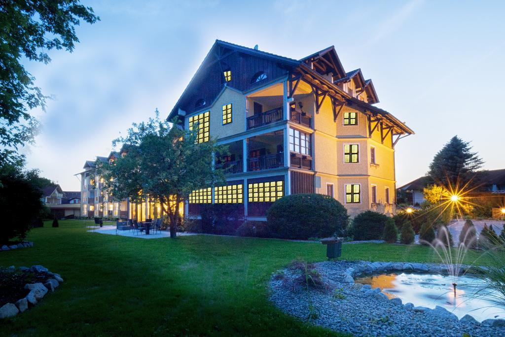Richstein'S Posthotel Bad Füssing Exteriör bild